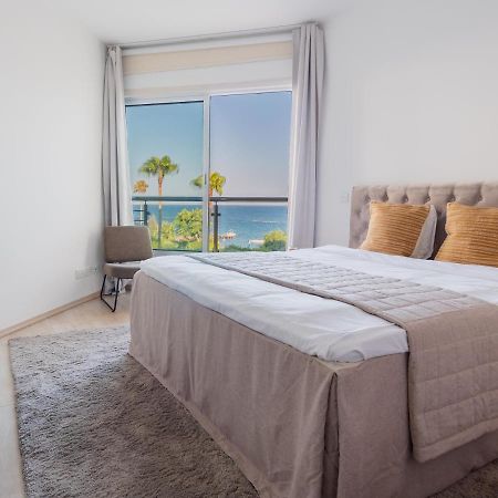 Sanders Ermitage On The Beach - Delightful 1-Bedroom Apartment With Sea View Limassol Extérieur photo