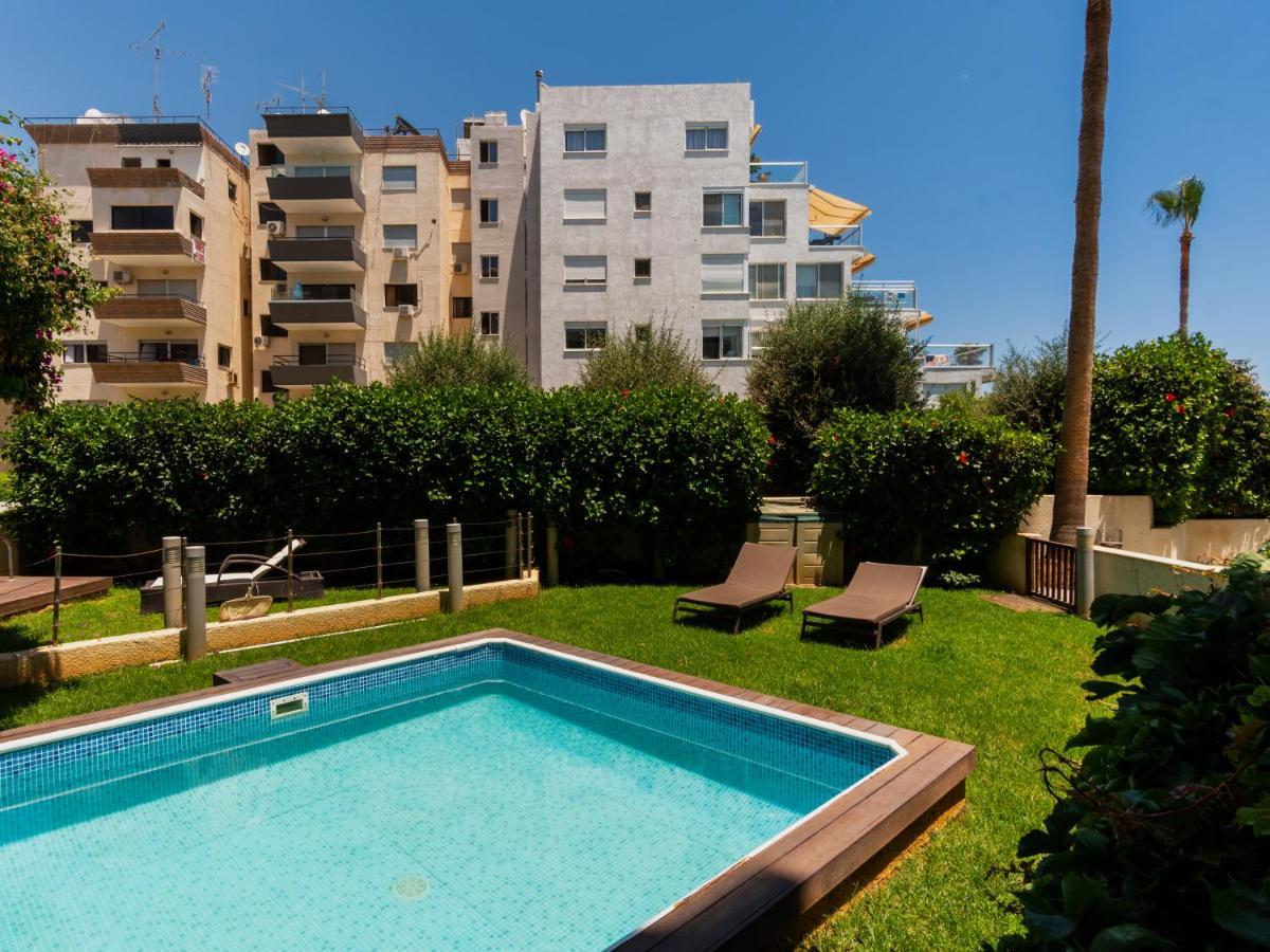 Sanders Ermitage On The Beach - Delightful 1-Bedroom Apartment With Sea View Limassol Extérieur photo