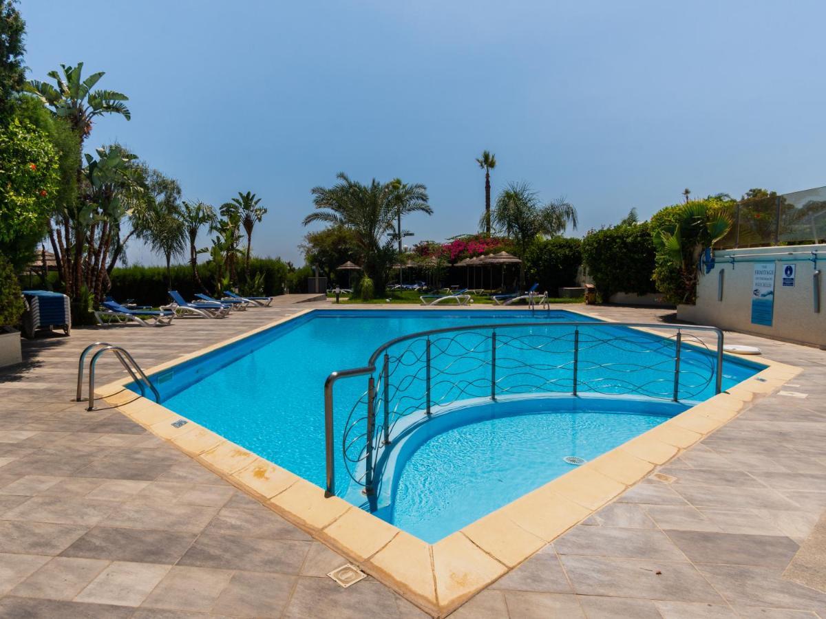 Sanders Ermitage On The Beach - Delightful 1-Bedroom Apartment With Sea View Limassol Extérieur photo