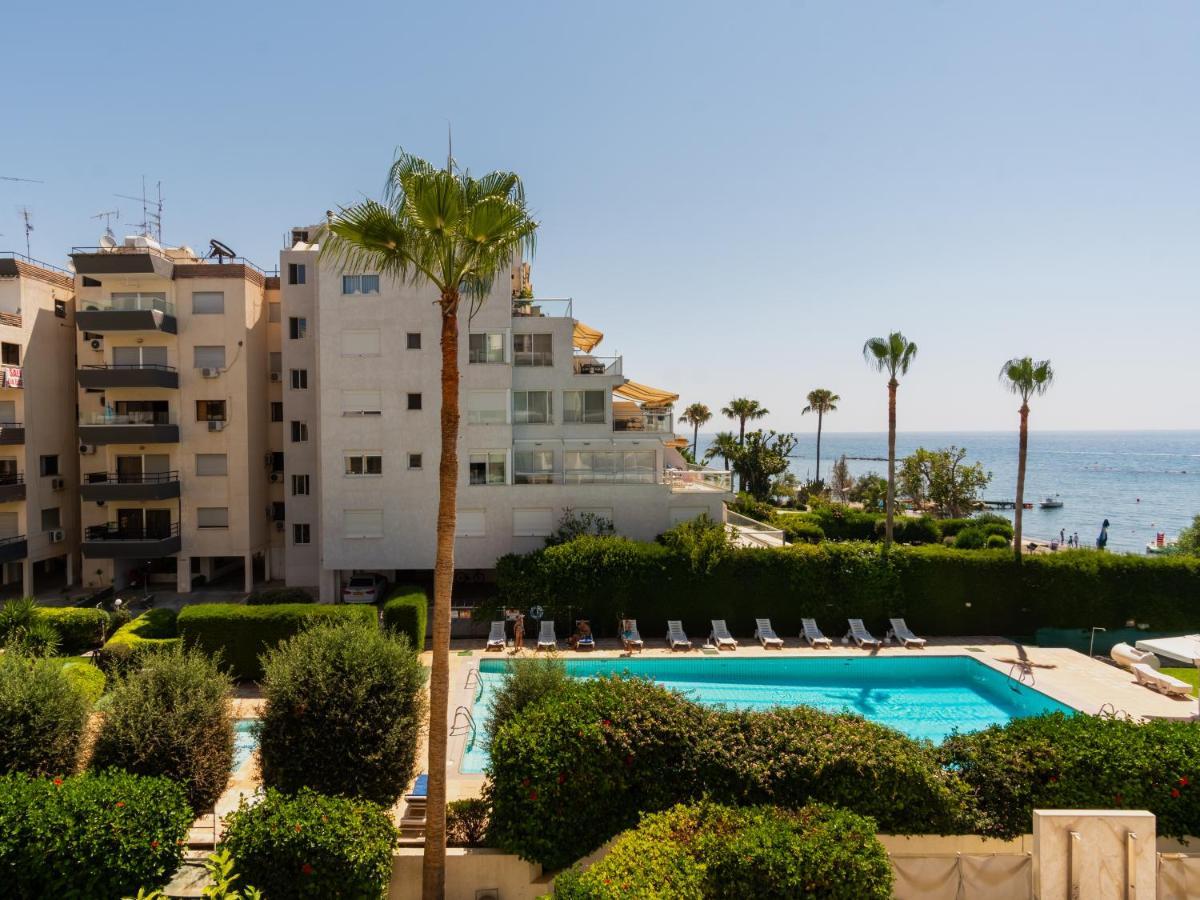 Sanders Ermitage On The Beach - Delightful 1-Bedroom Apartment With Sea View Limassol Extérieur photo
