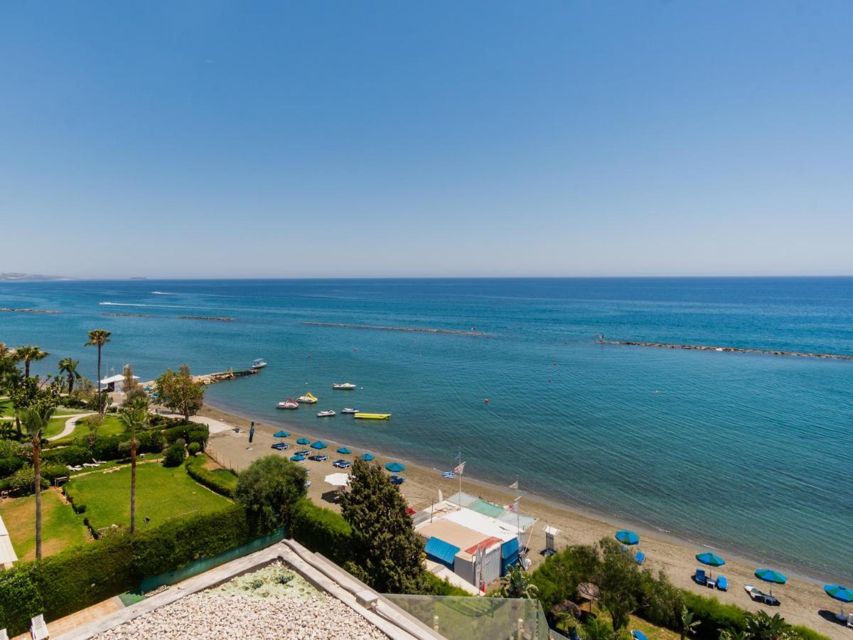 Sanders Ermitage On The Beach - Delightful 1-Bedroom Apartment With Sea View Limassol Extérieur photo