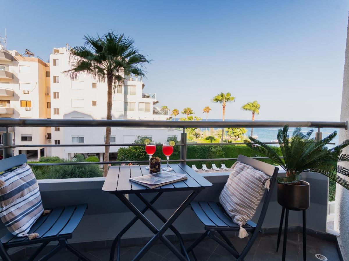 Sanders Ermitage On The Beach - Delightful 1-Bedroom Apartment With Sea View Limassol Extérieur photo
