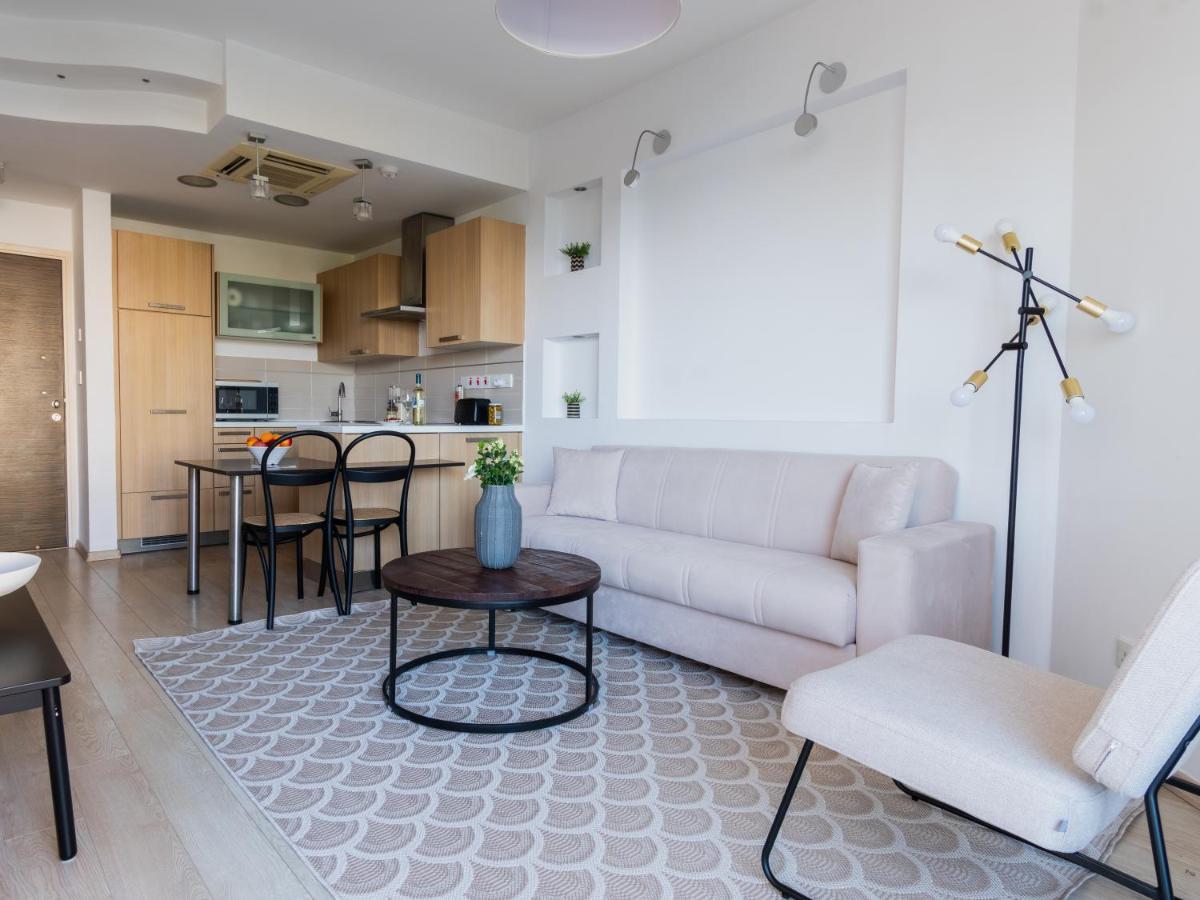 Sanders Ermitage On The Beach - Delightful 1-Bedroom Apartment With Sea View Limassol Extérieur photo